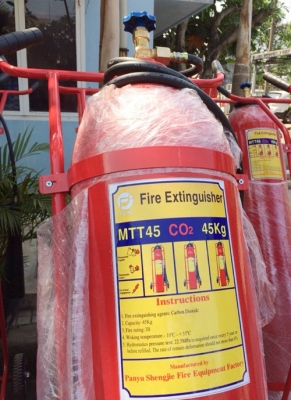 BÌNH CHỮA CHÁY XE ĐẨY CO2